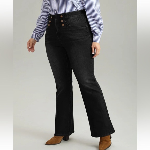 BloomChic Plus Size 2XL Flare Leg Button Detail High Rise Jeans us20 - Picture 3 of 6